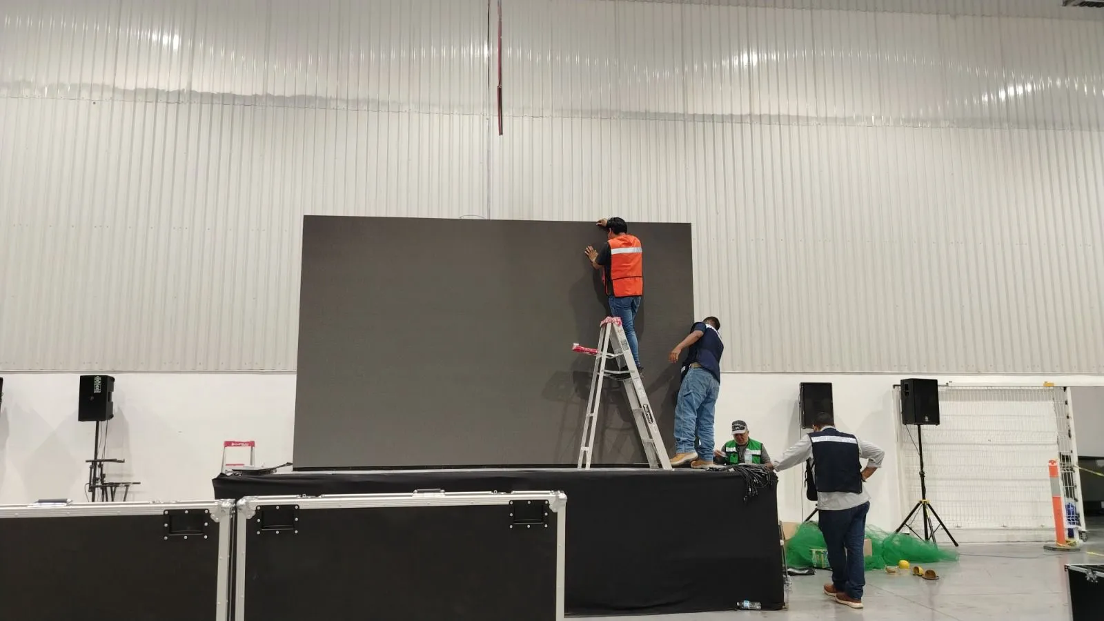 Display LED Q1EN