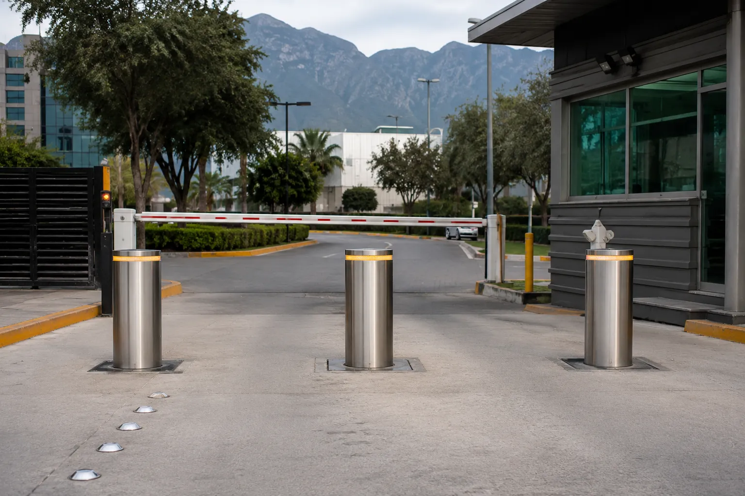 Alta Seguridad — Pilonas